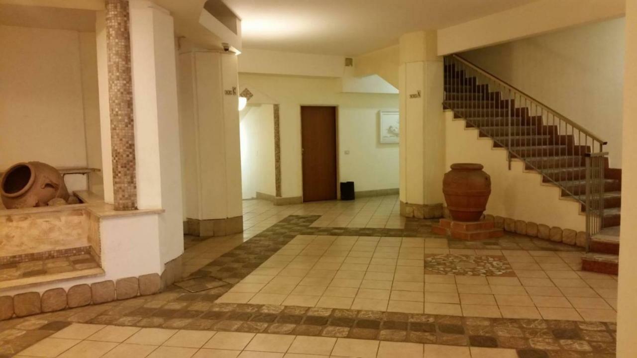 רומא Metro A Modern Apartment מראה חיצוני תמונה